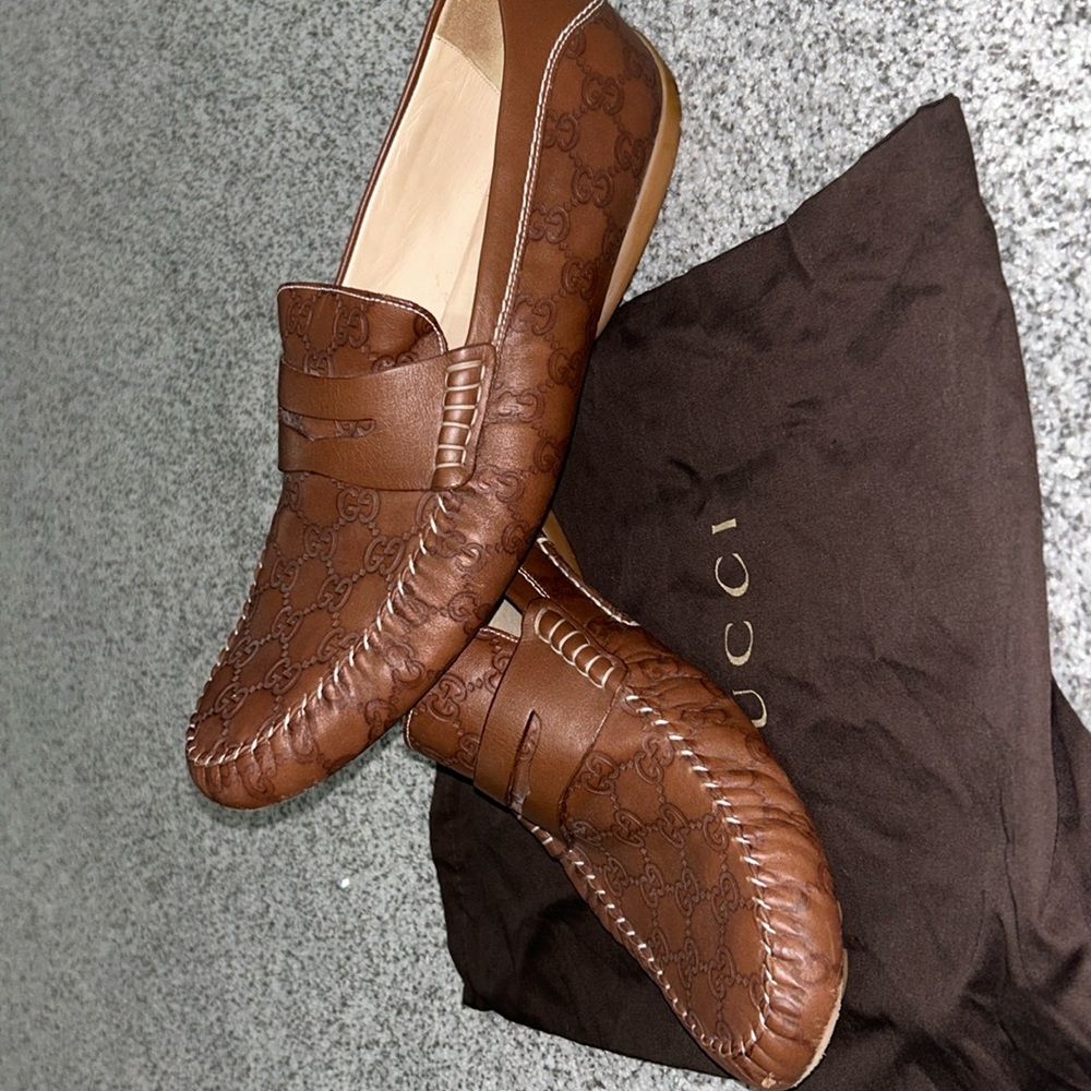 Mens Gucci Loafers Size 12 1/2 fits like a 13
